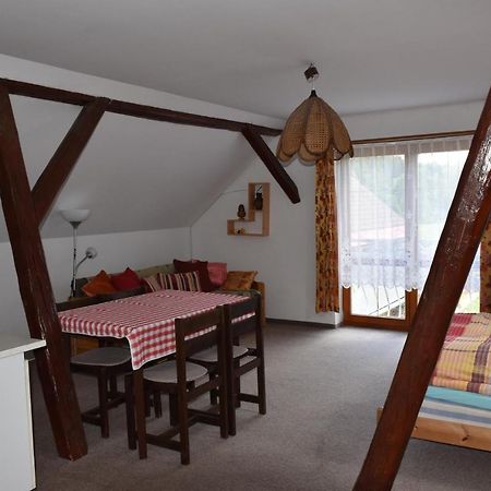 Apartmany Janovice Jivka Екстер'єр фото