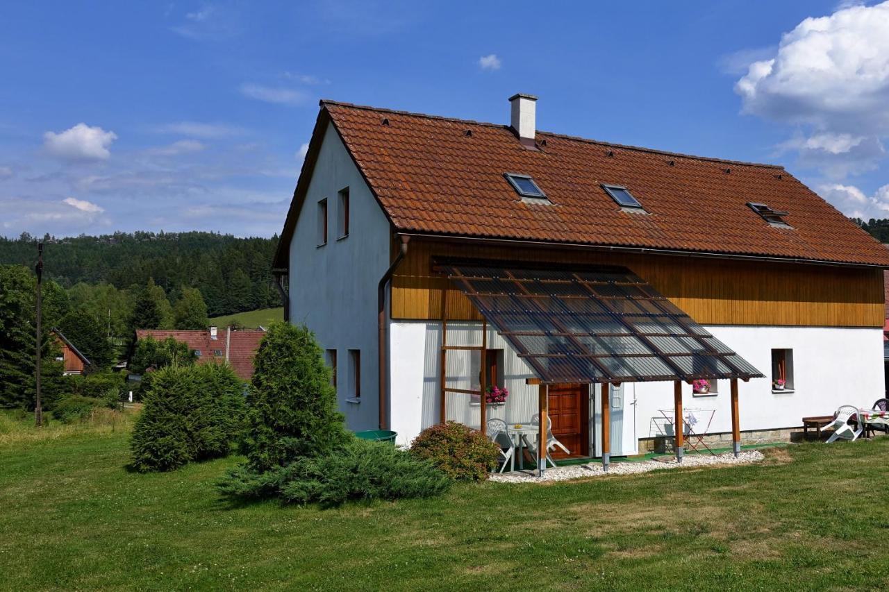 Apartmany Janovice Jivka Екстер'єр фото