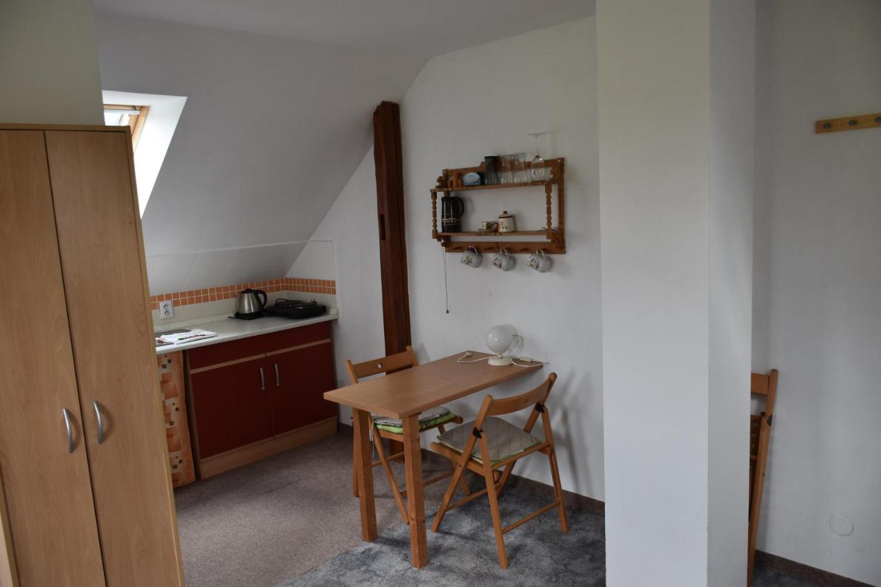 Apartmany Janovice Jivka Екстер'єр фото