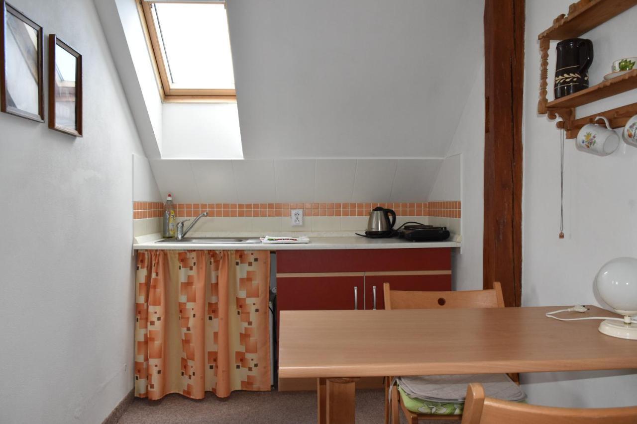 Apartmany Janovice Jivka Екстер'єр фото